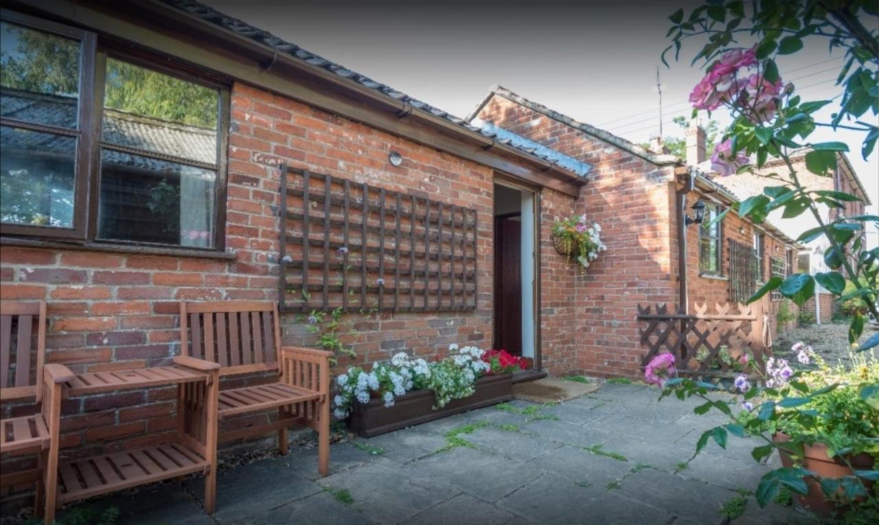Laburnum Holiday Cottage Tunstead (Norfolk) Exterior foto